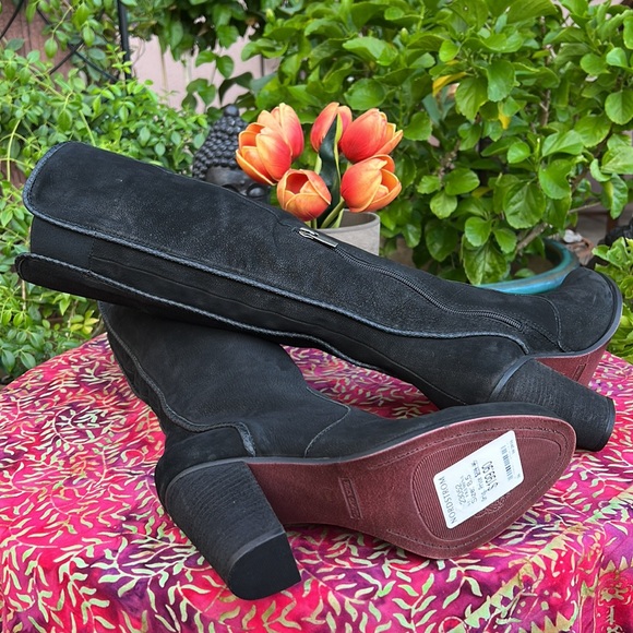 New Vince Camuto Mono Black Tall Suede Leather Boots Made in Brazil - Picture 7 of 17